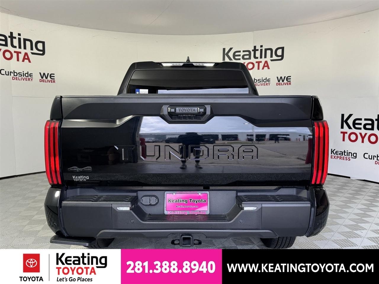 Toyota Tundra SR5 CrewMax 4WD 2024