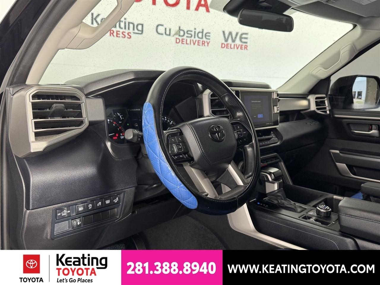 Toyota Tundra SR5 CrewMax 4WD 2024