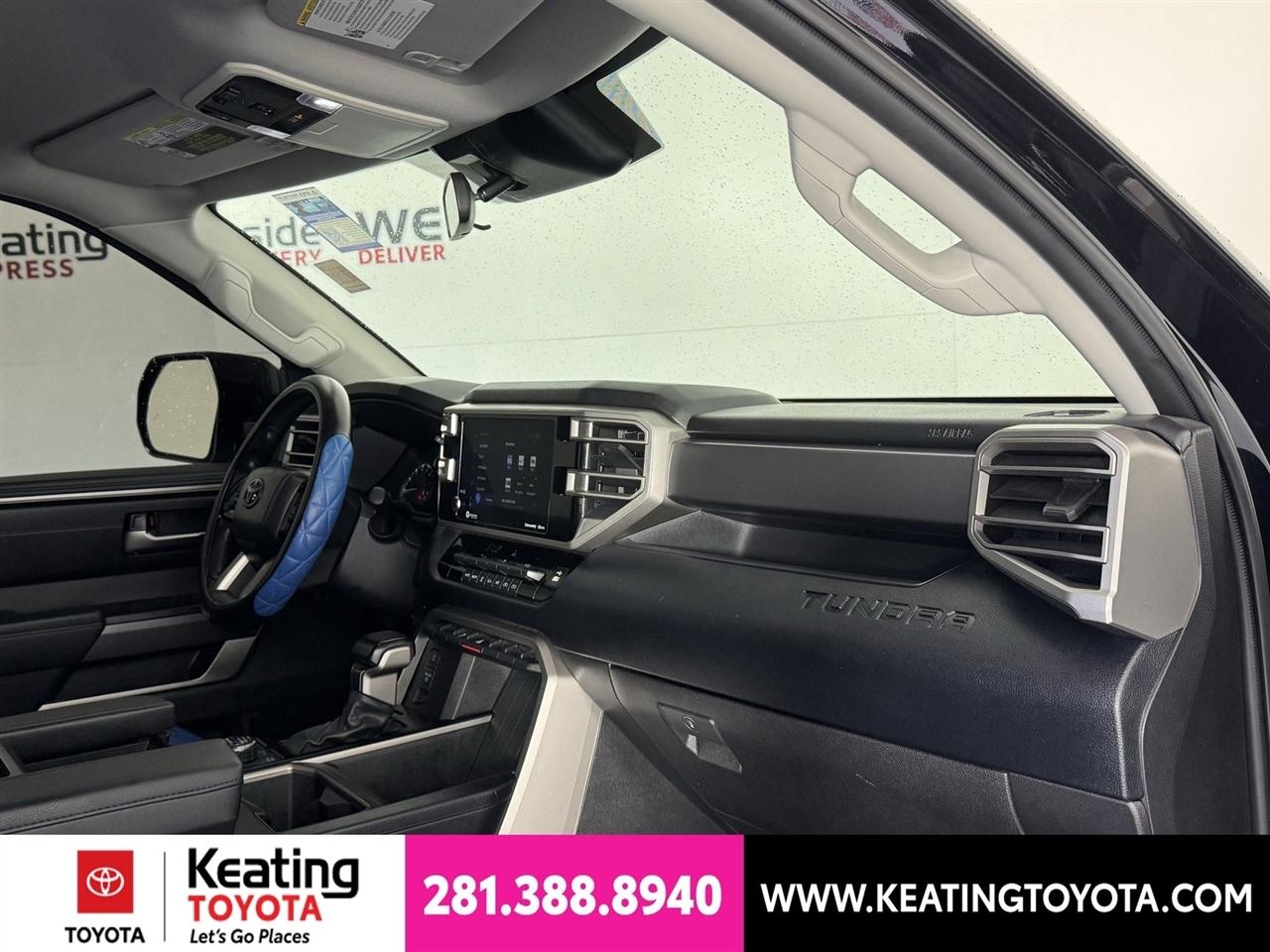 Toyota Tundra SR5 CrewMax 4WD 2024