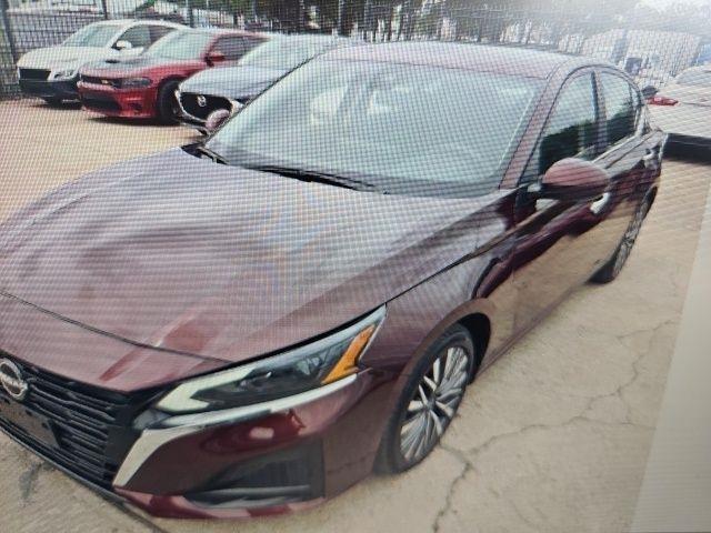 Nissan Altima 2.5 SV 2023