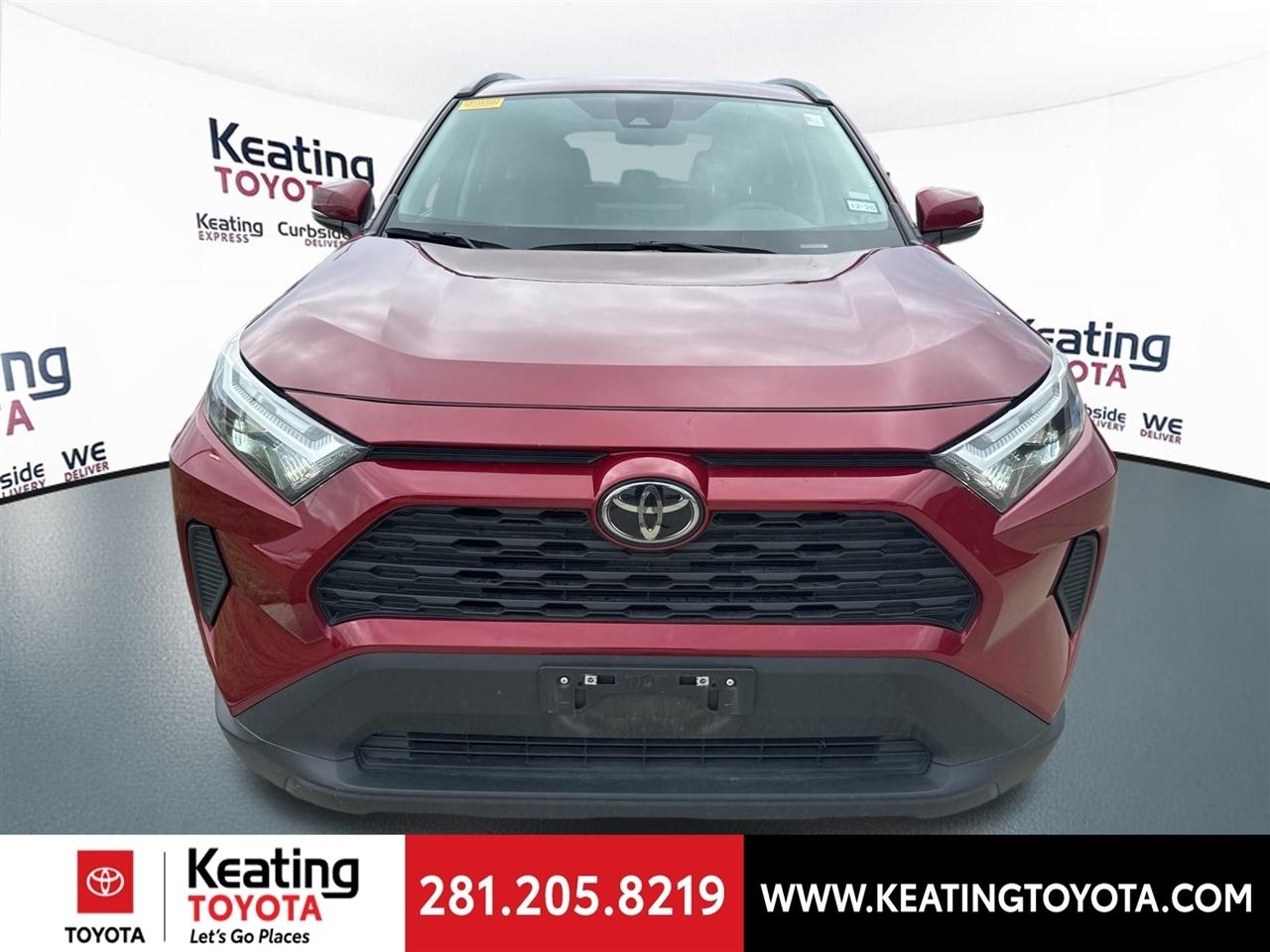 Toyota RAV4 XLE 2025