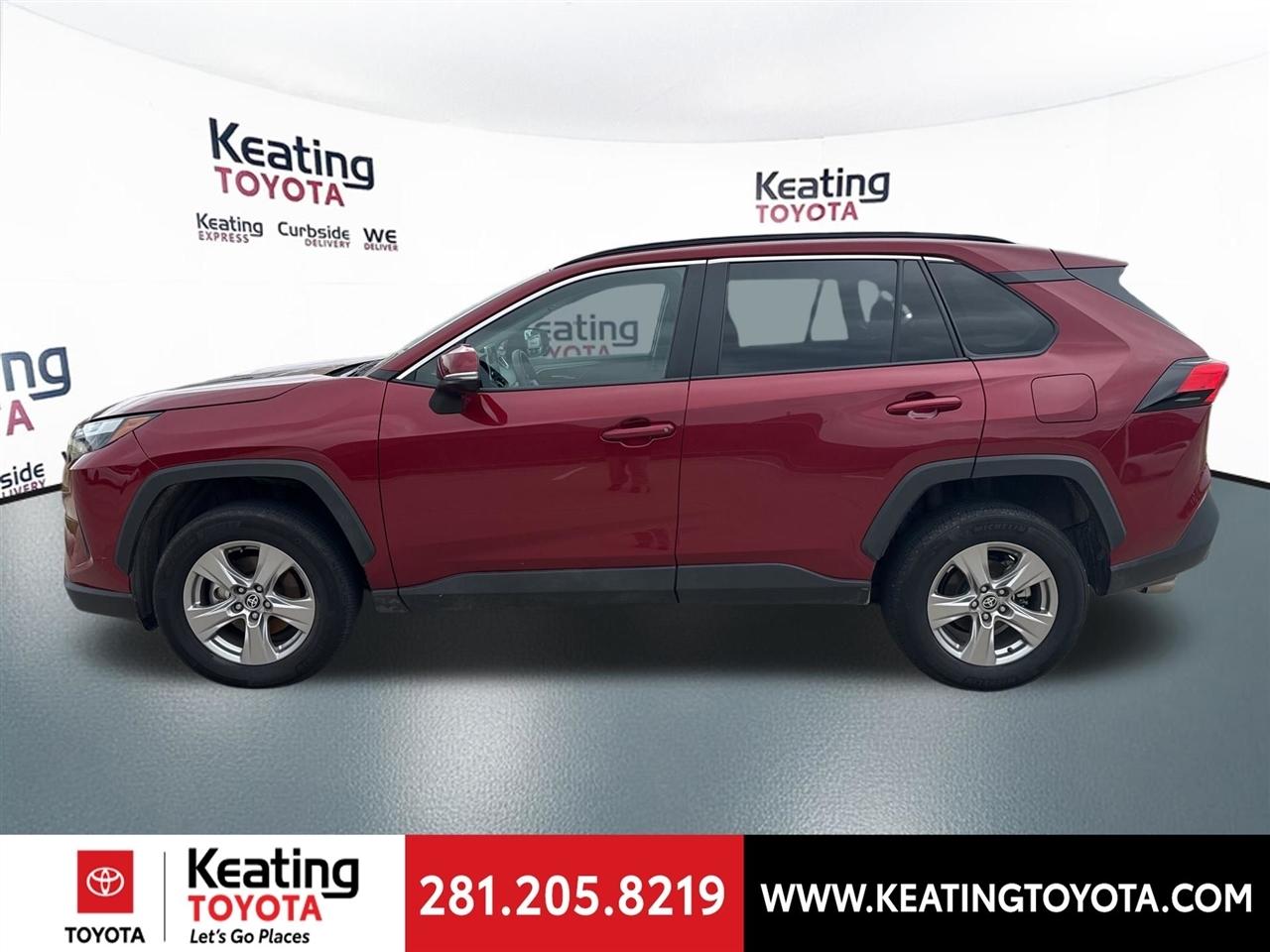 Toyota RAV4 XLE 2025