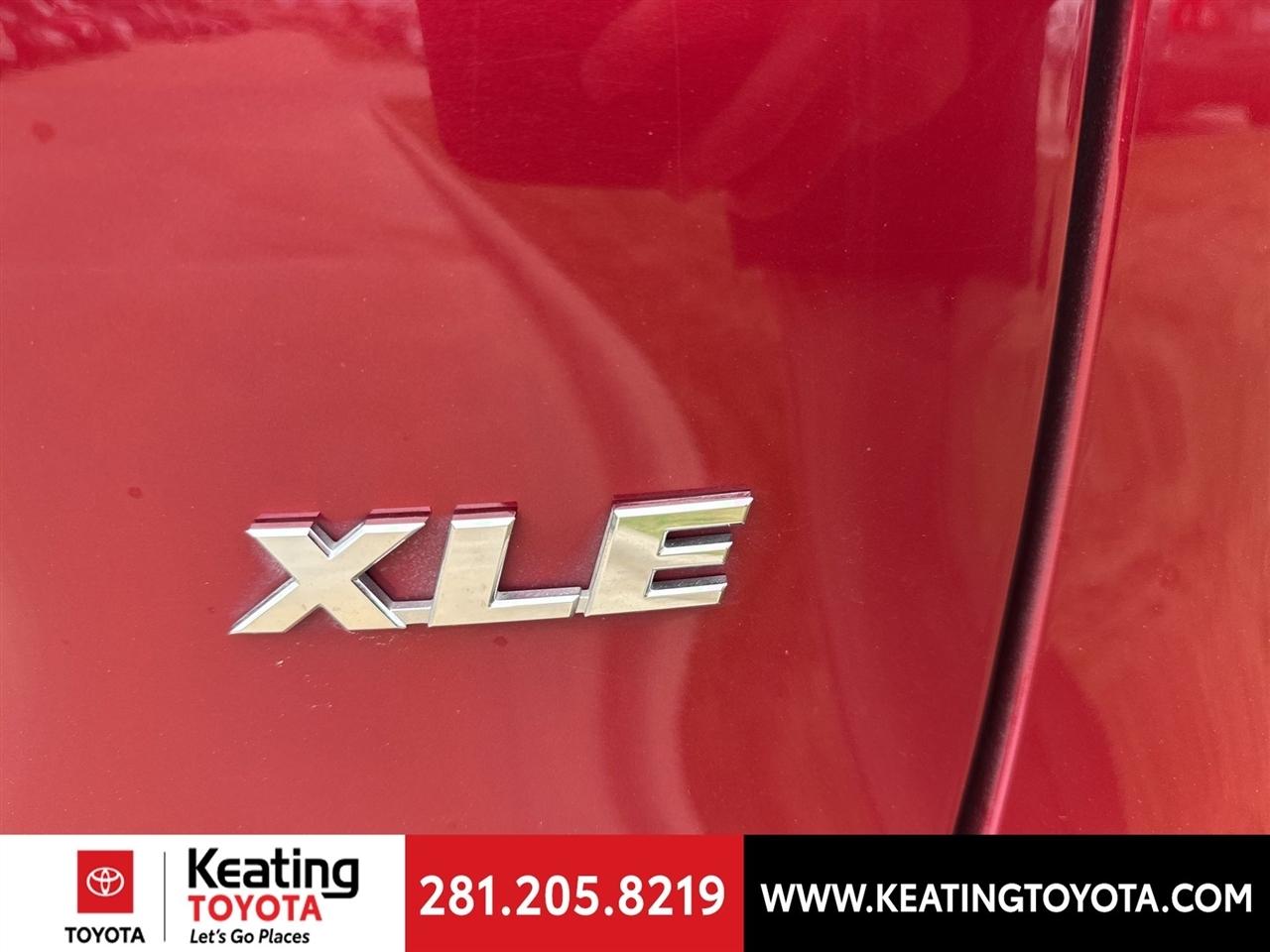 Toyota RAV4 XLE 2025