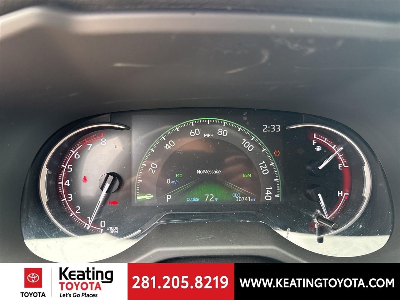 Toyota RAV4 XLE 2025