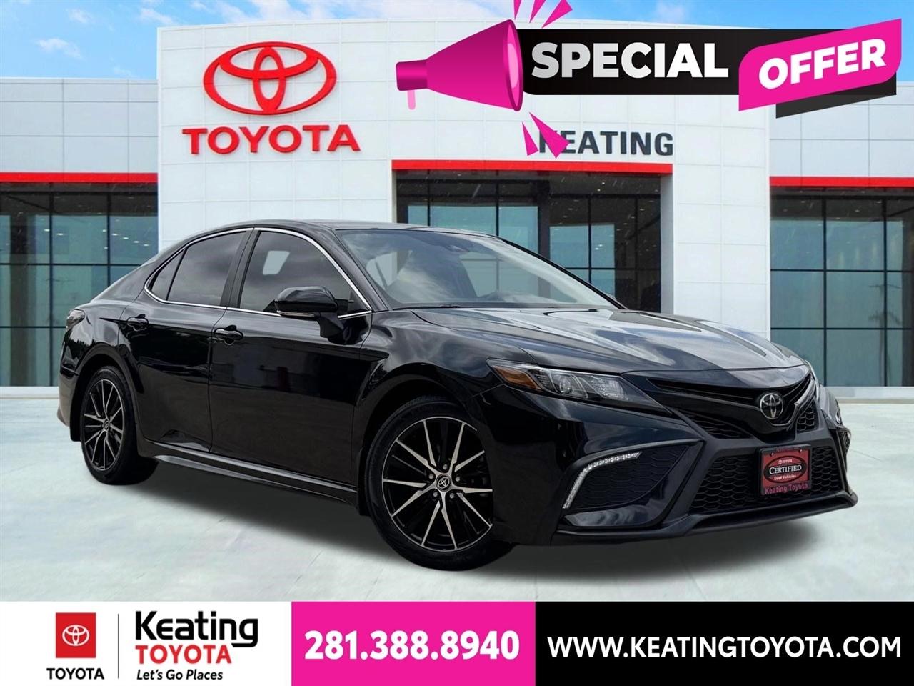 Toyota Camry SE 2024
