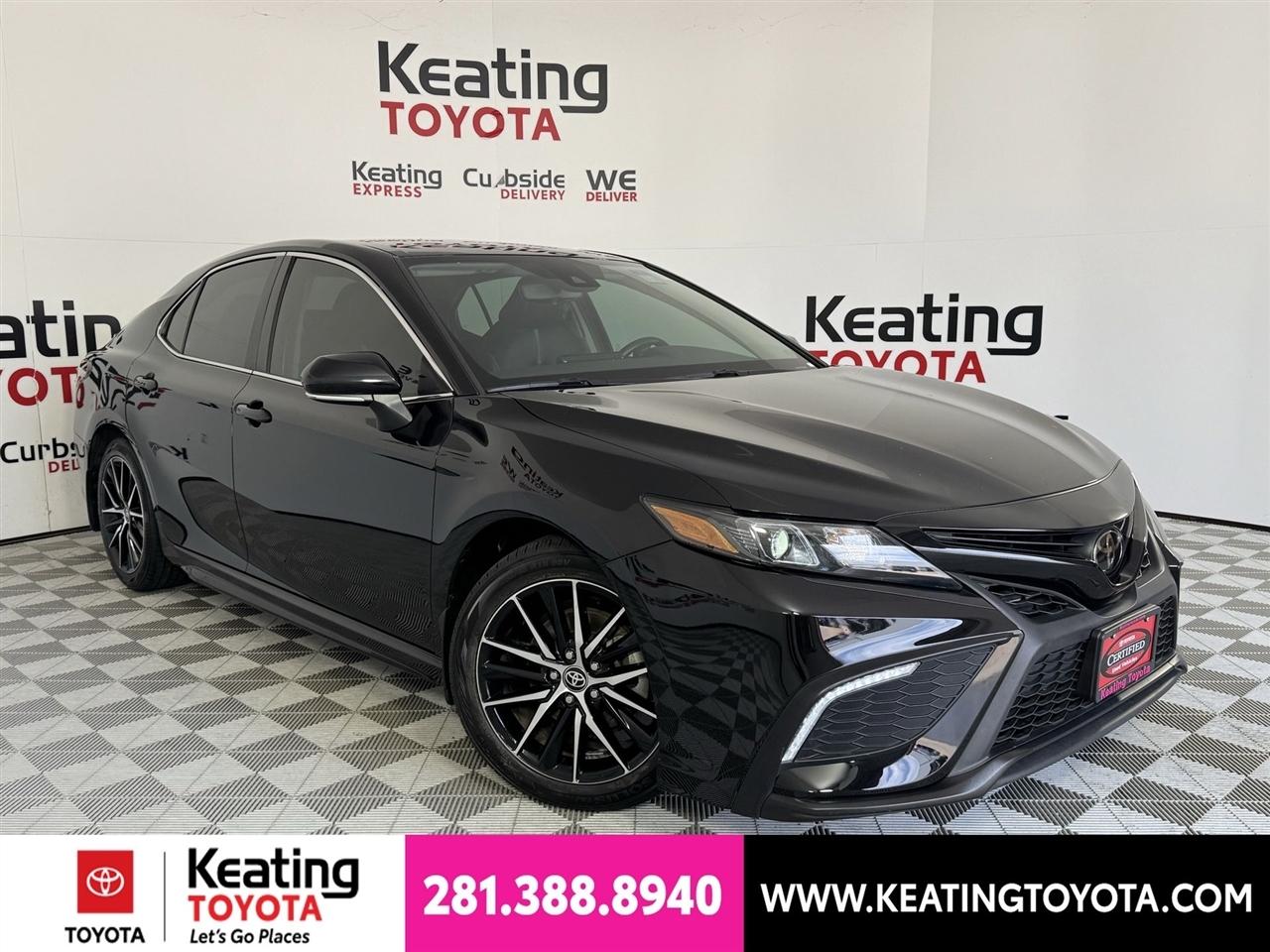 Toyota Camry SE 2024