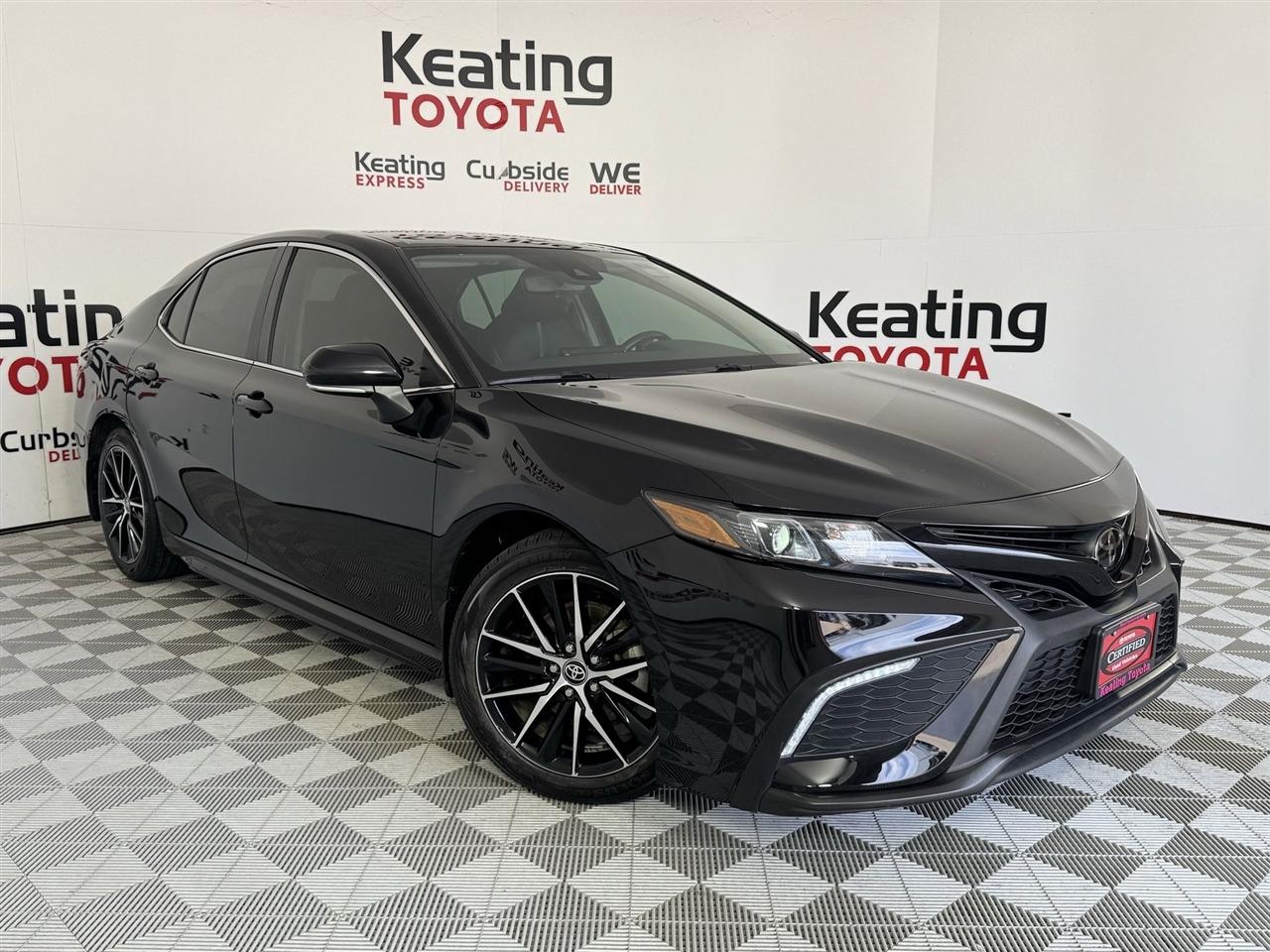 Toyota Camry SE 2024