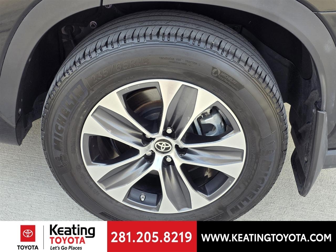 Toyota Highlander XLE 2024