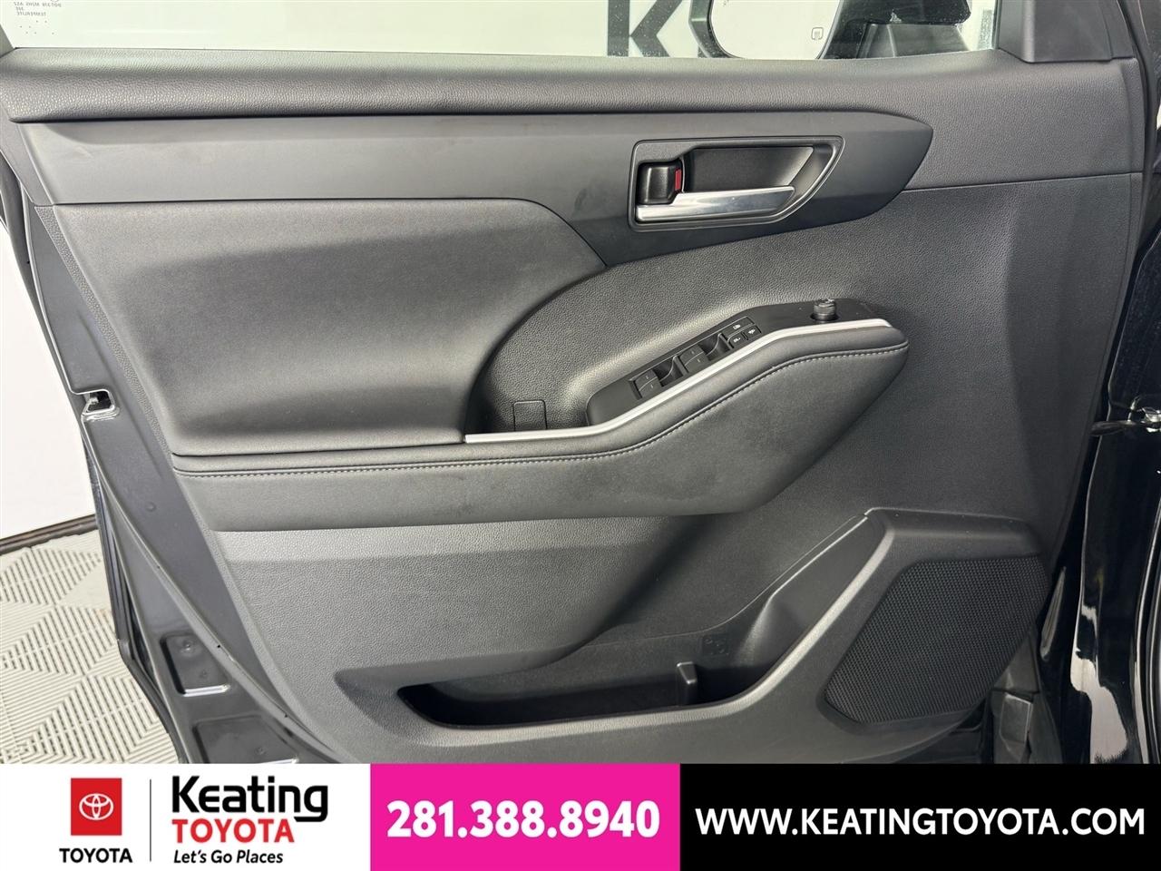 Toyota Highlander XLE 2024