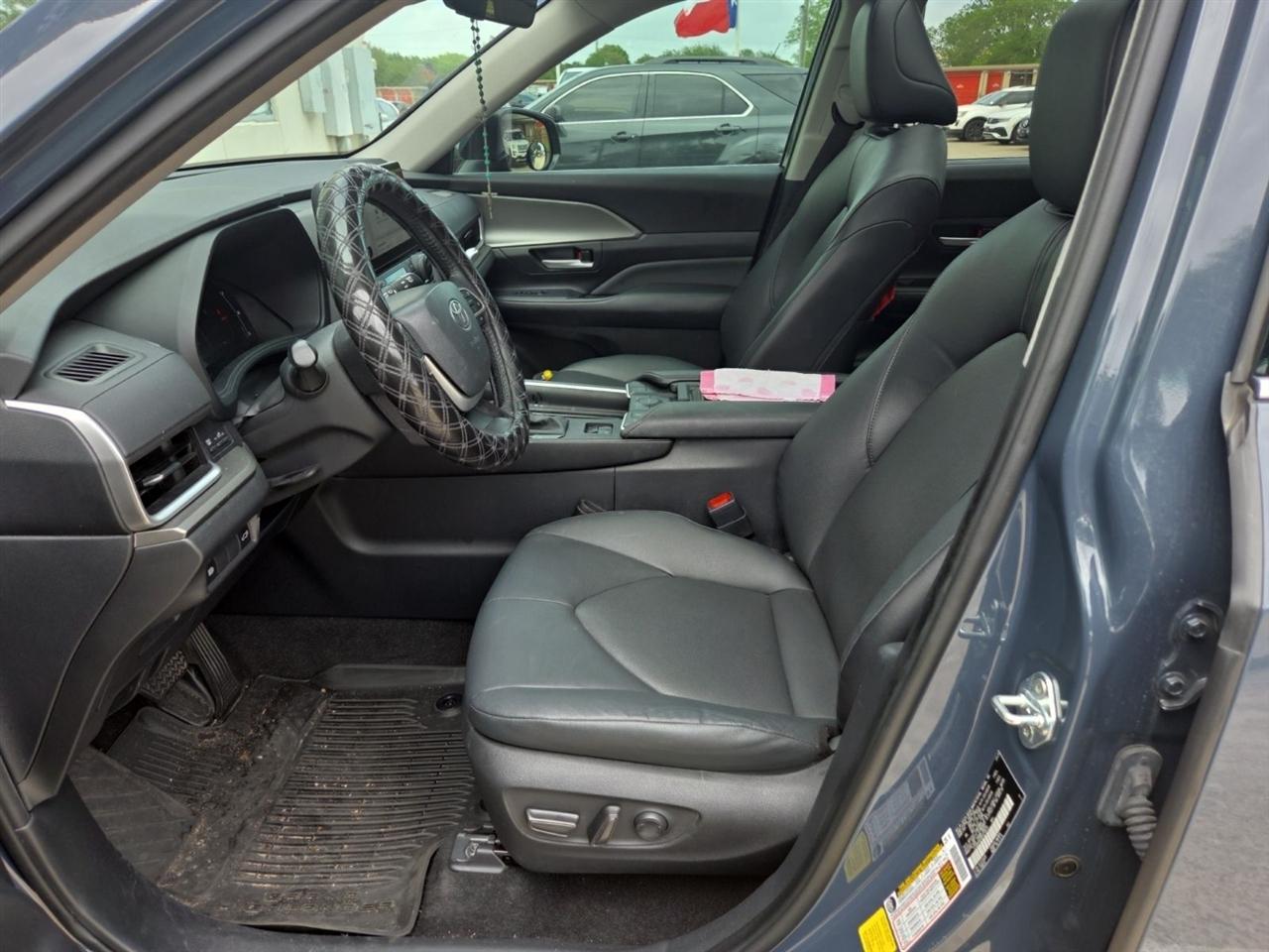 Toyota Grand Highlander XLE 2024