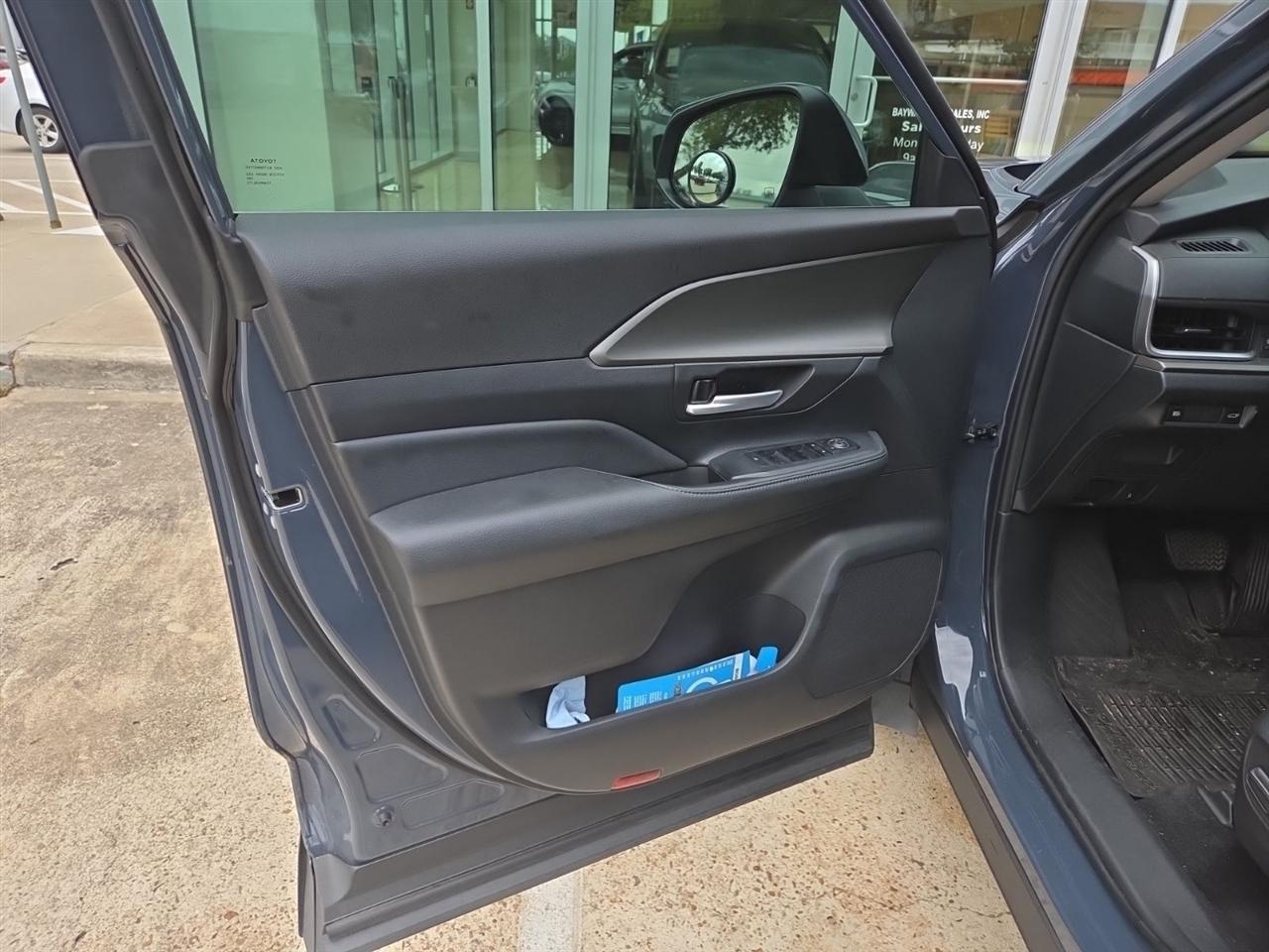 Toyota Grand Highlander XLE 2024