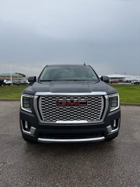 GMC Yukon Denali 4WD 2022
