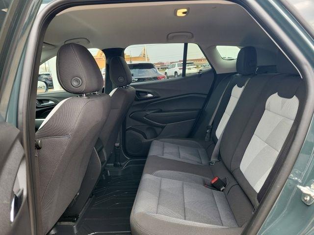Chevrolet Trax LS 2025