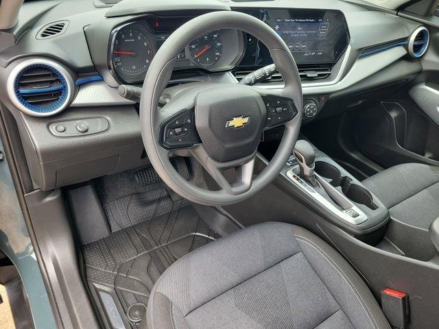 Chevrolet Trax LS 2025