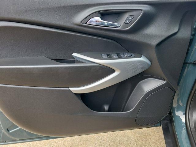 Chevrolet Trax LS 2025