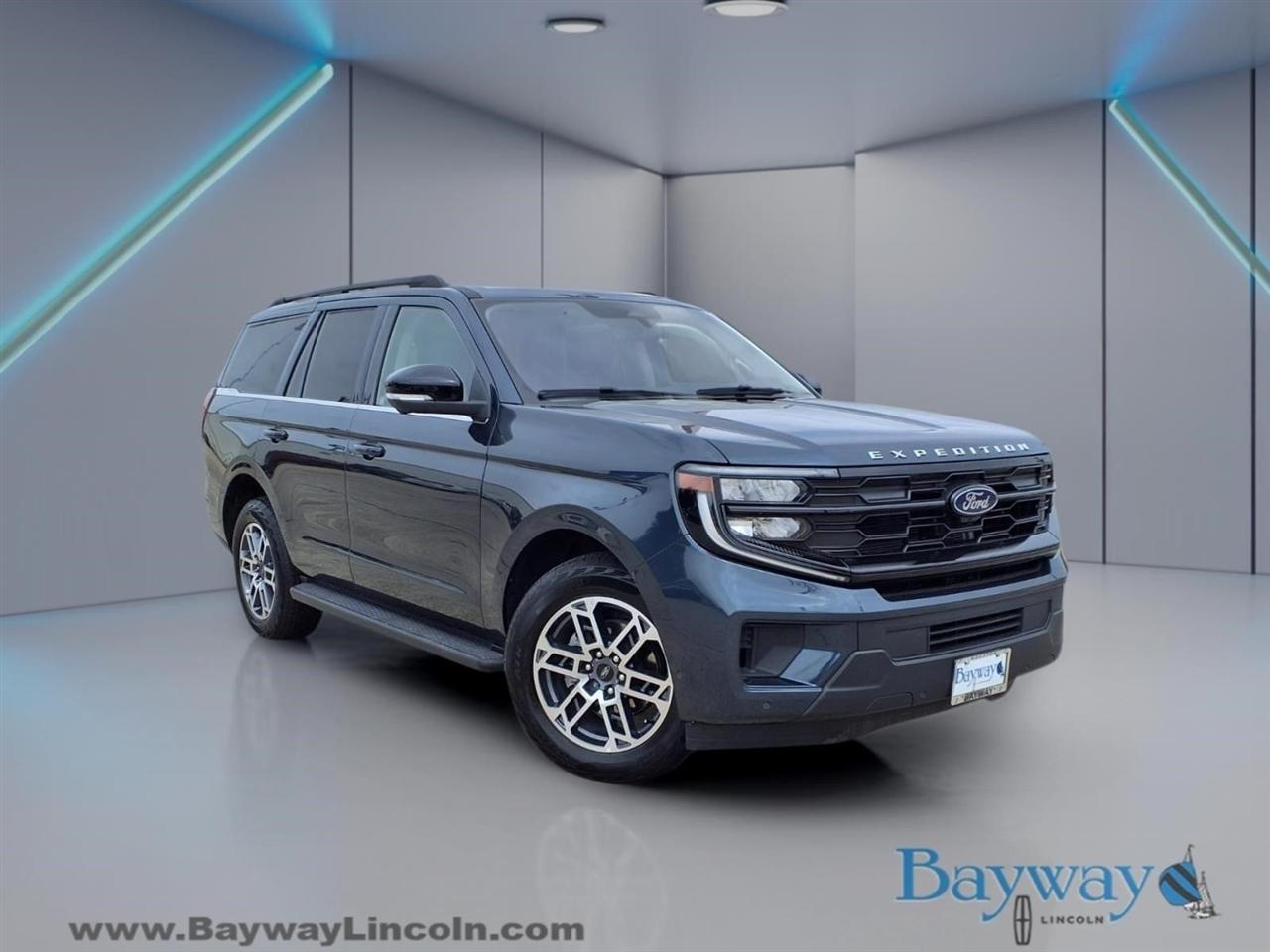 2025 Ford Expedition Active 4WD