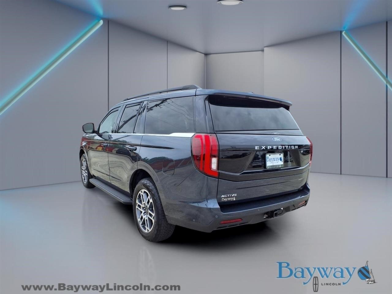 Ford Expedition Active 4WD 2025