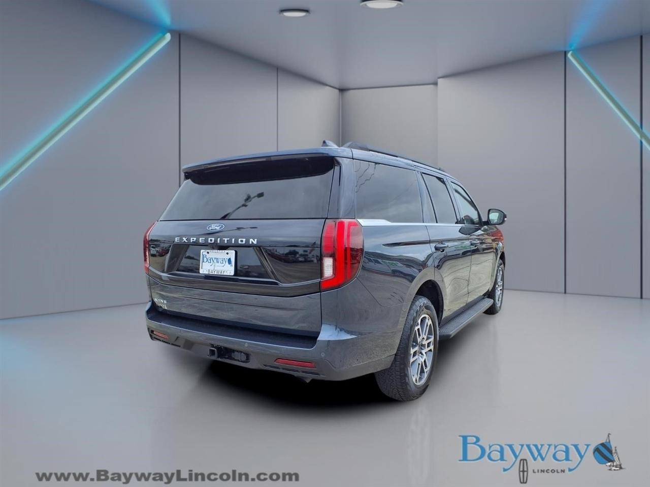 Ford Expedition Active 4WD 2025