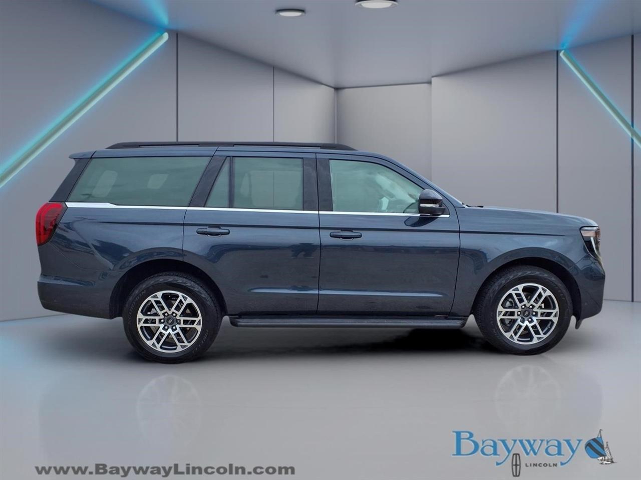 Ford Expedition Active 4WD 2025