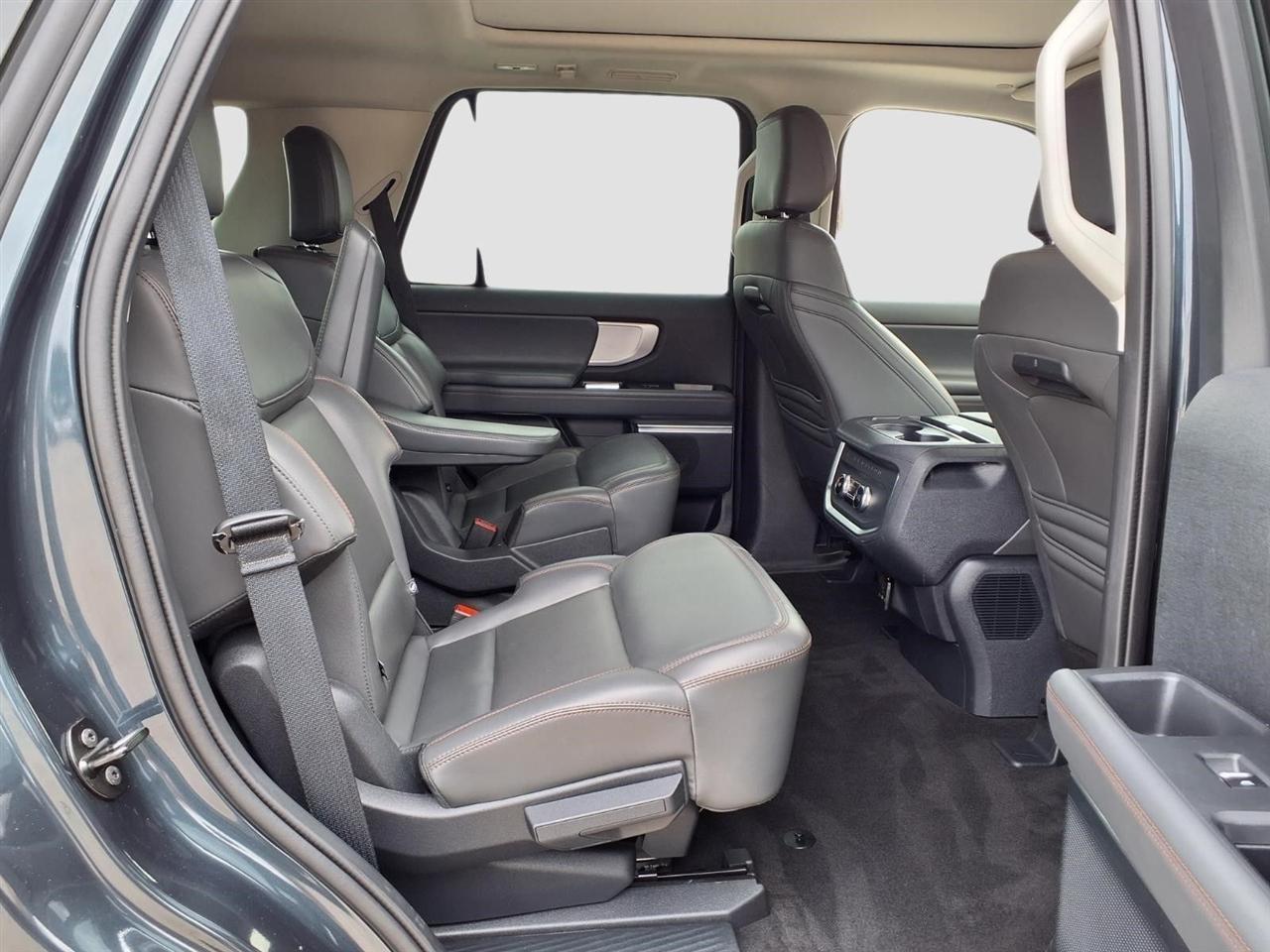 Ford Expedition Active 4WD 2025