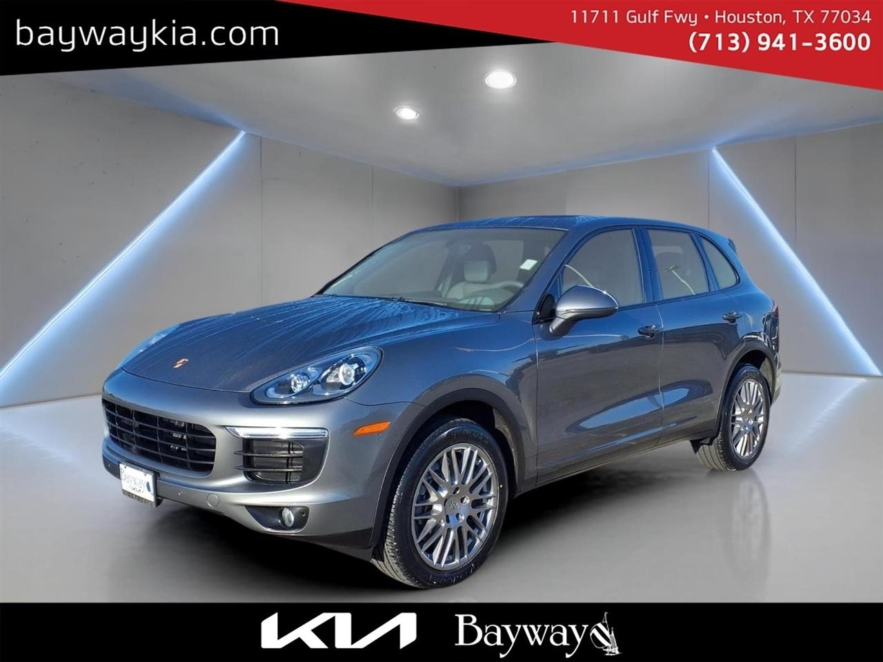 Porsche Cayenne Base 2017