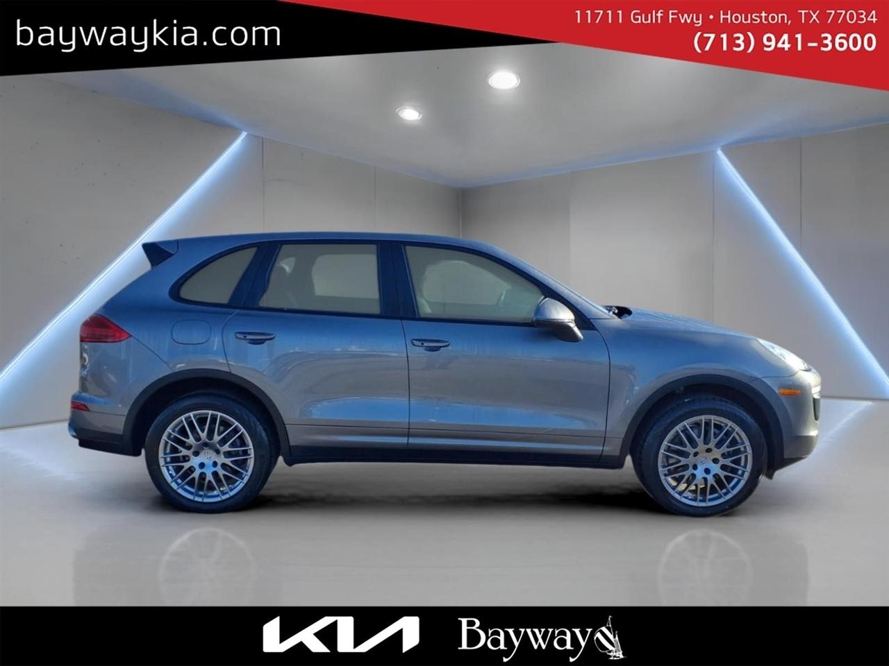 Porsche Cayenne Base 2017