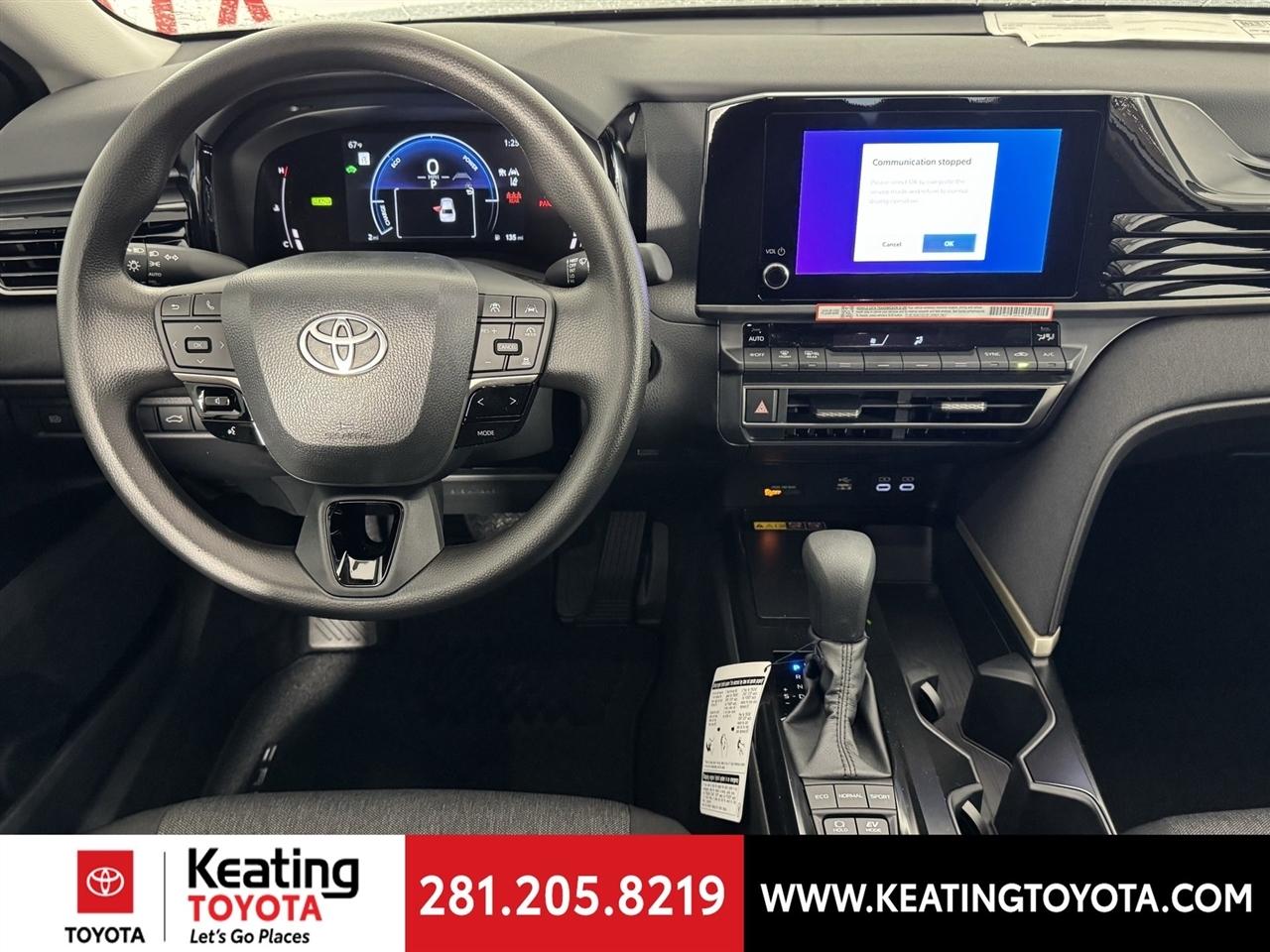 Toyota Camry Hybrid XLE 2026