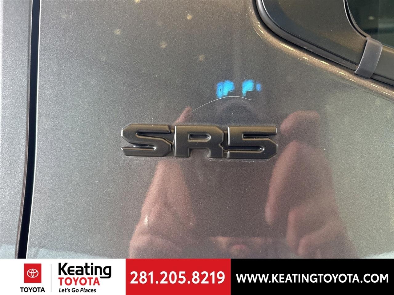 Toyota Tundra SR5 CrewMax 2WD 2023