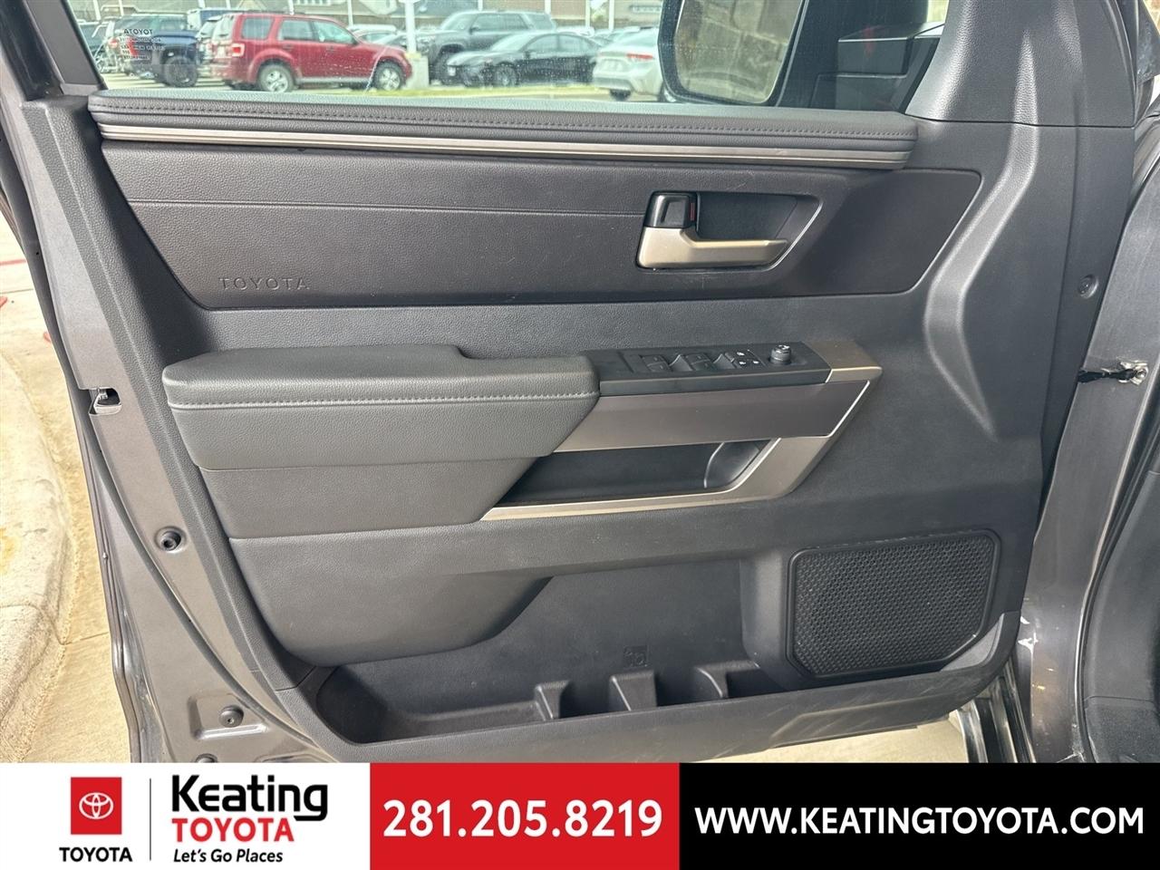 Toyota Tundra SR5 CrewMax 2WD 2023