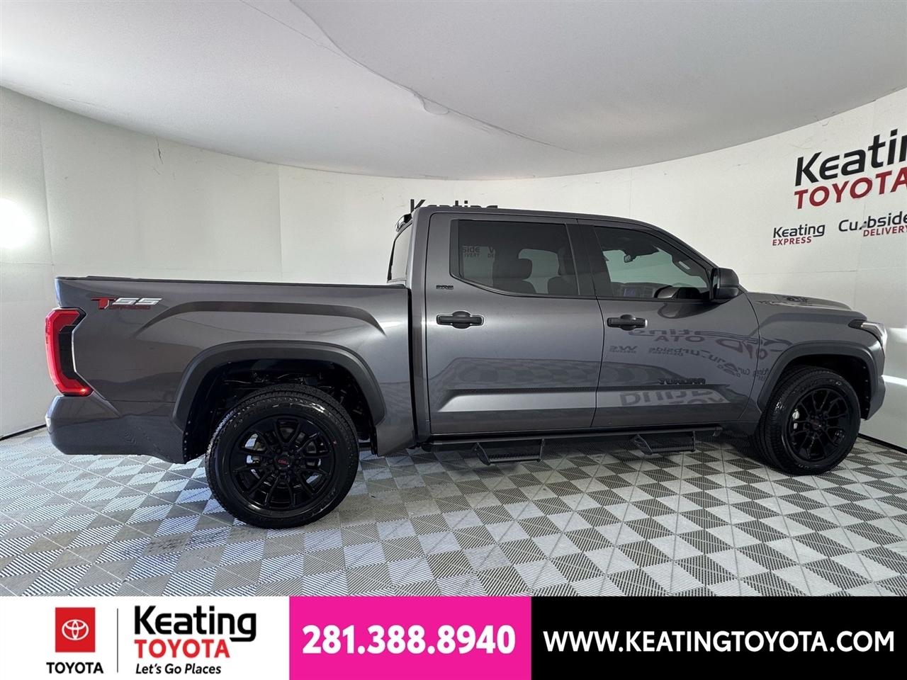 Toyota Tundra SR5 CrewMax 2WD 2023