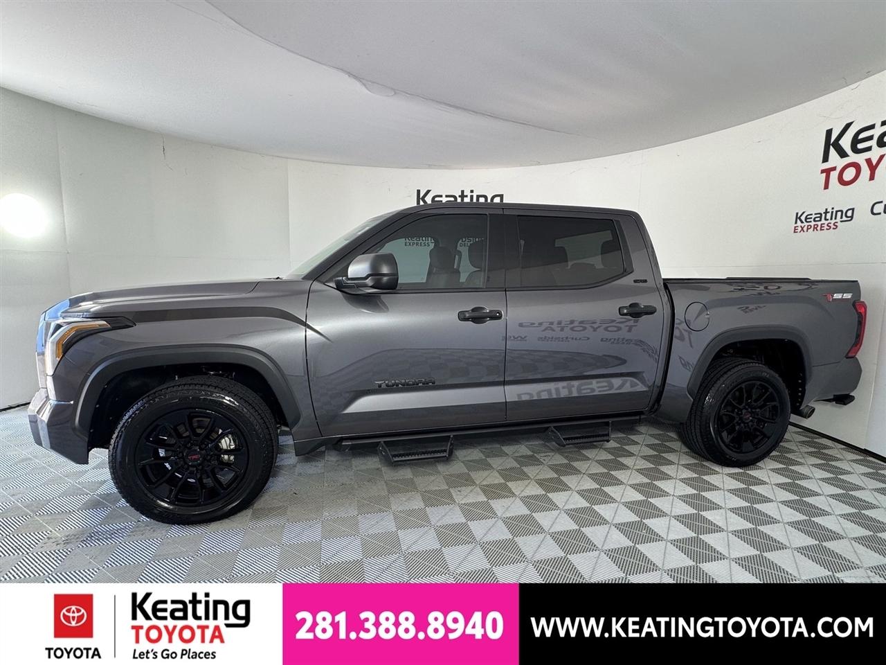 Toyota Tundra SR5 CrewMax 2WD 2023