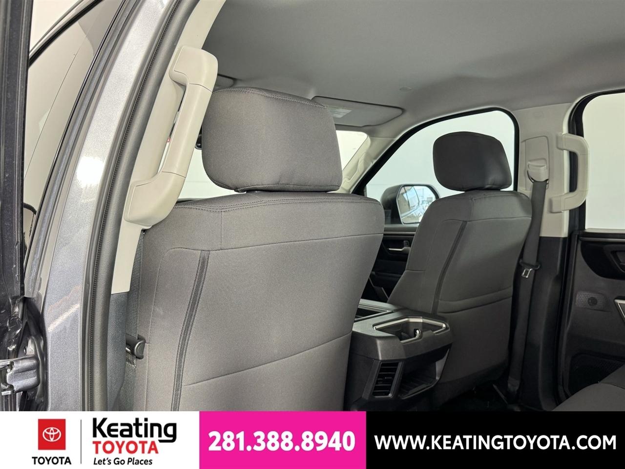 Toyota Tundra SR5 CrewMax 2WD 2023