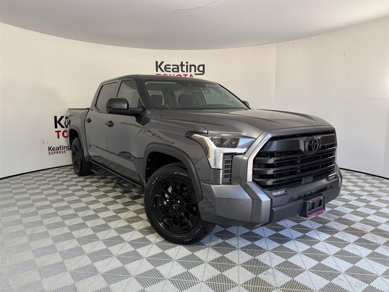 Toyota Tundra SR5 CrewMax 2WD 2023