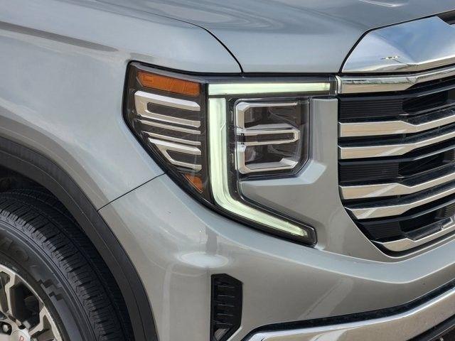 GMC Sierra 1500 SLT Crew Cab 4WD 2025