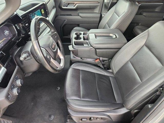 GMC Sierra 1500 SLT Crew Cab 4WD 2025