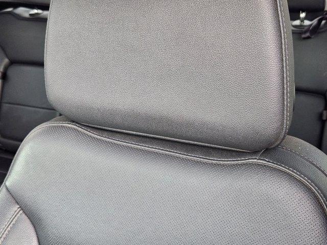 GMC Sierra 1500 SLT Crew Cab 4WD 2025