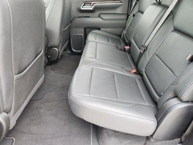 GMC Sierra 1500 SLT Crew Cab 4WD 2025