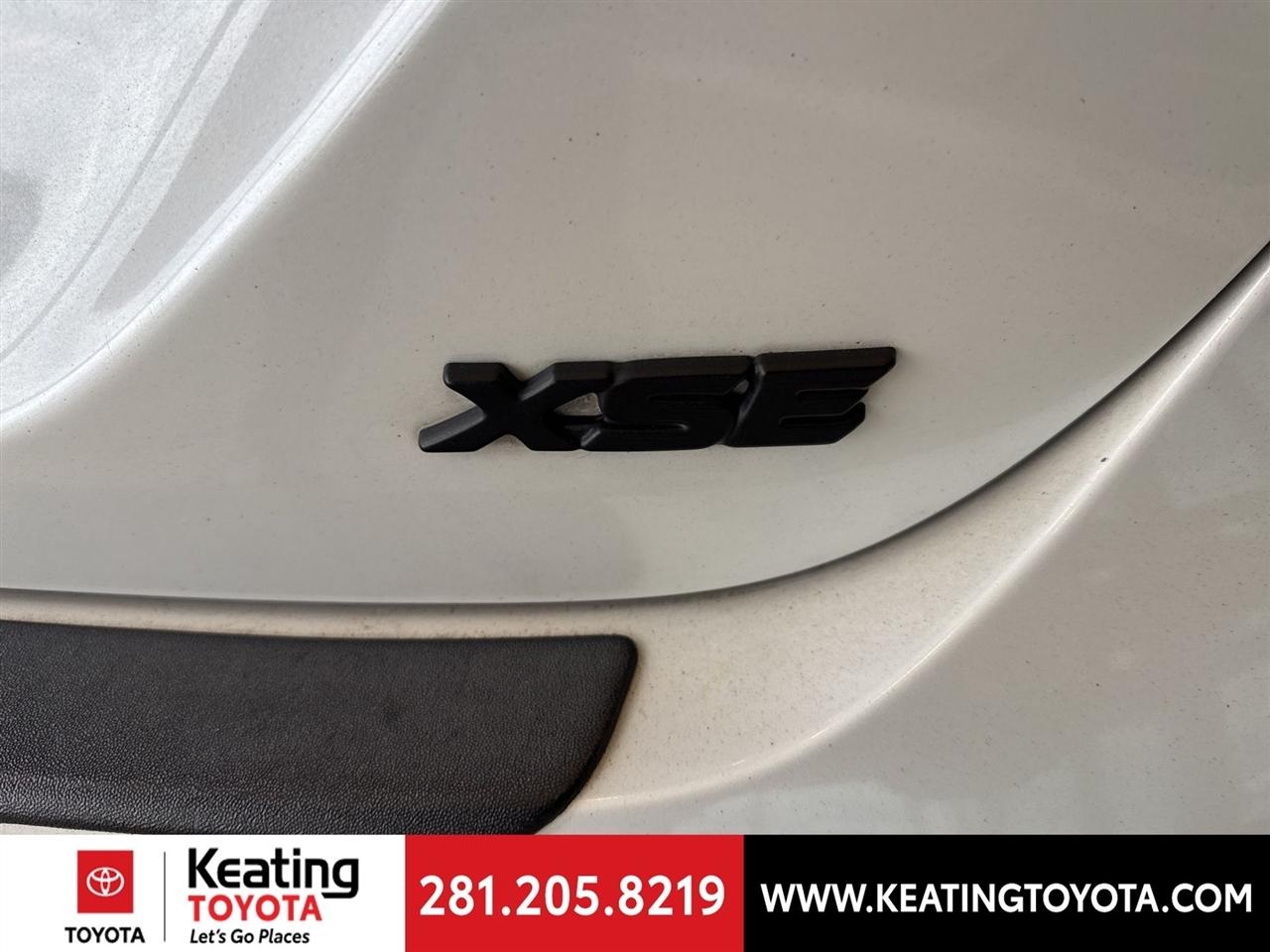 Toyota Camry XSE V6 2022