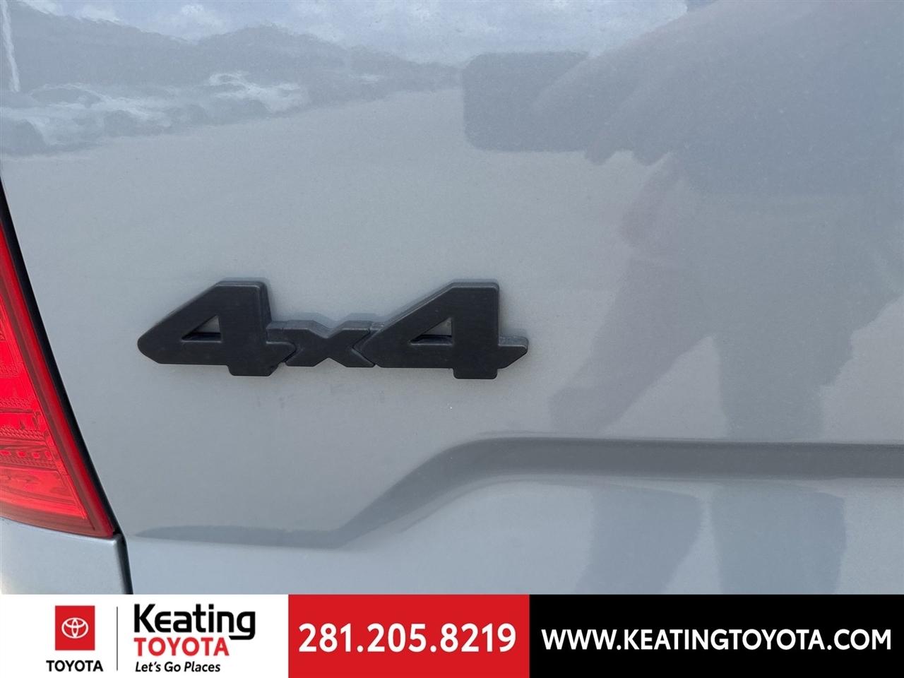 Toyota Tundra SR5 4.6L V8 Double Cab 4WD 2019