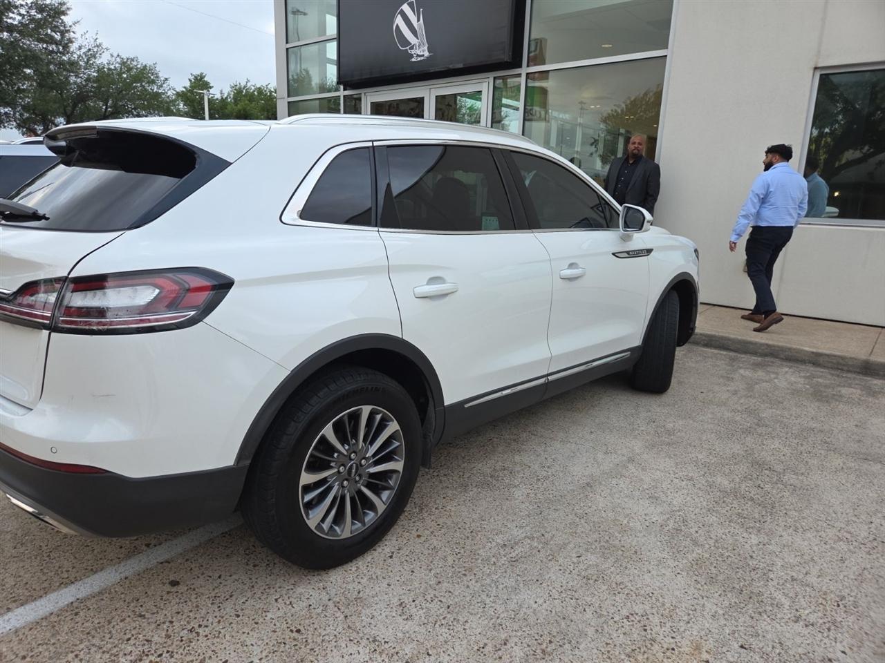 Lincoln Nautilus Base AWD 2023