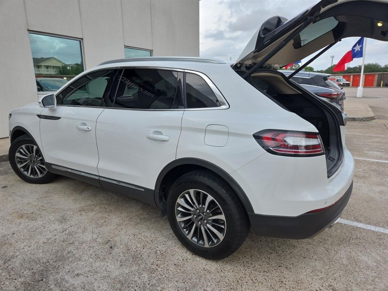 Lincoln Nautilus Base AWD 2023