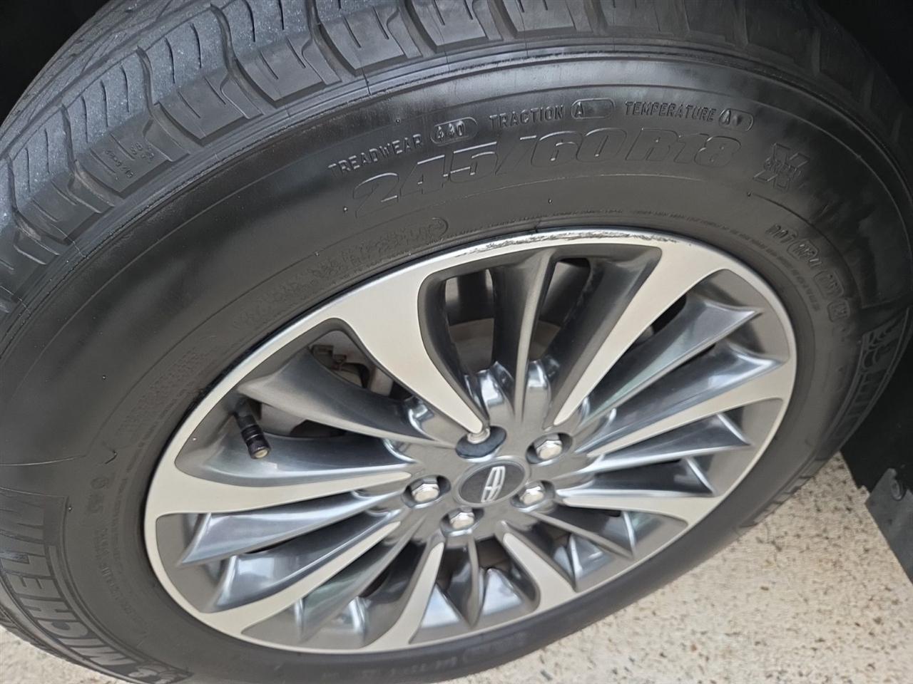 Lincoln Nautilus Base AWD 2023