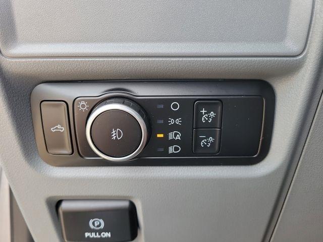 Ford F-150 XLT SuperCrew 5.5-ft. Bed 4WD 2023