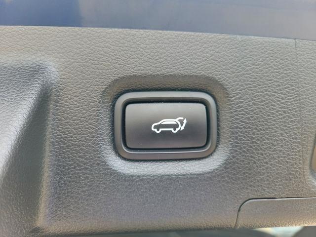 Hyundai Santa Fe SEL AWD 2023