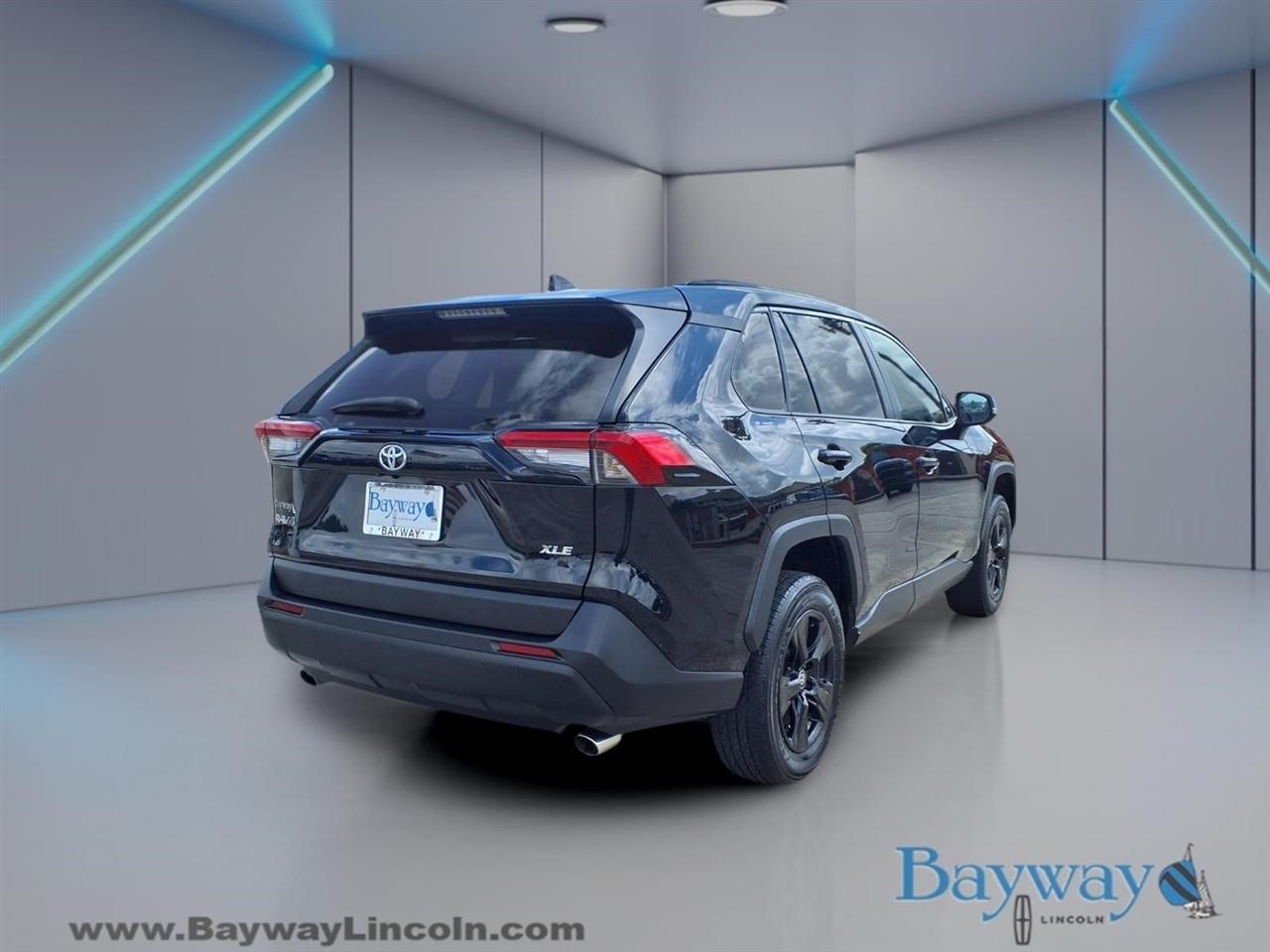 Toyota RAV4 XLE 2023