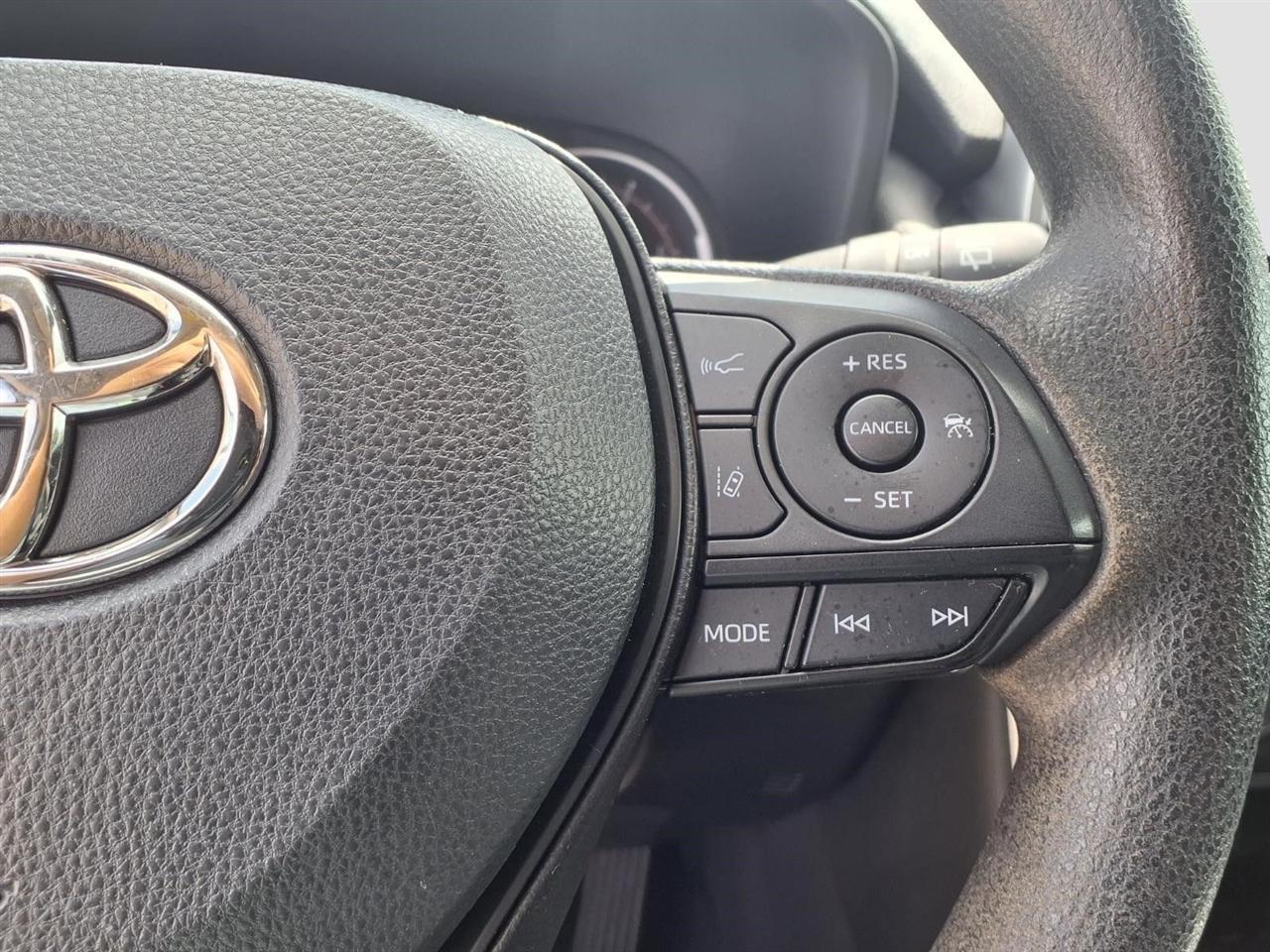 Toyota RAV4 XLE 2023