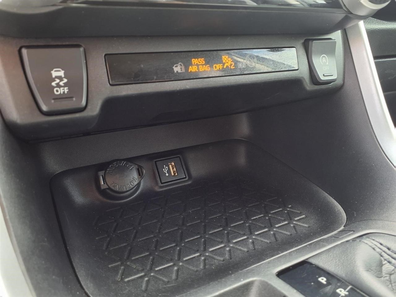 Toyota RAV4 XLE 2023