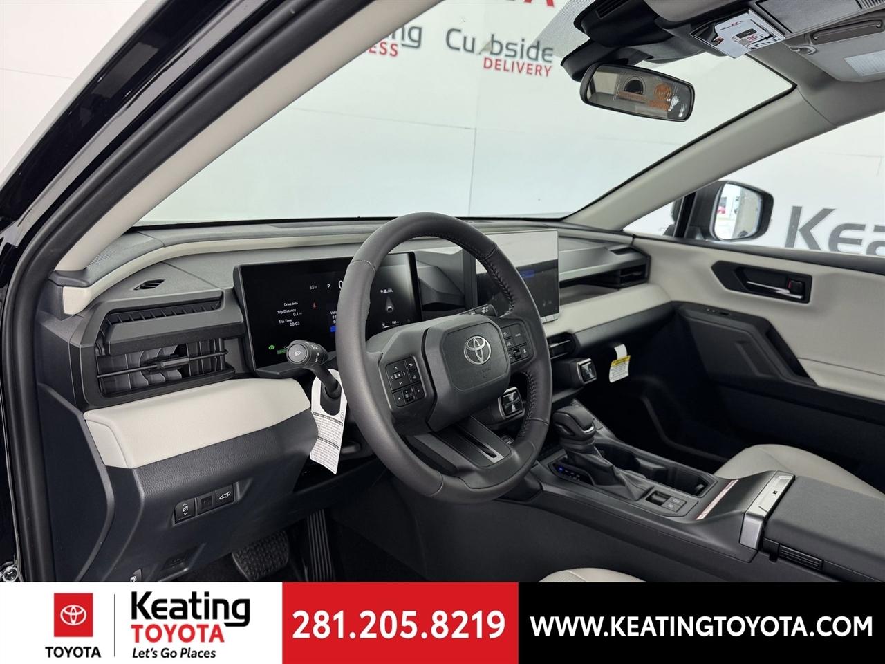 Toyota RAV4 Hybrid LE AWD 2026