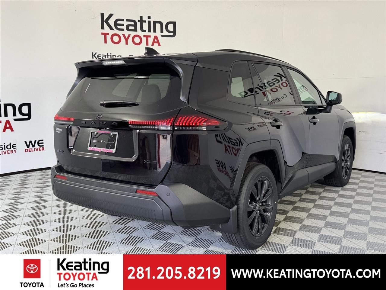 Toyota RAV4 Hybrid LE AWD 2026