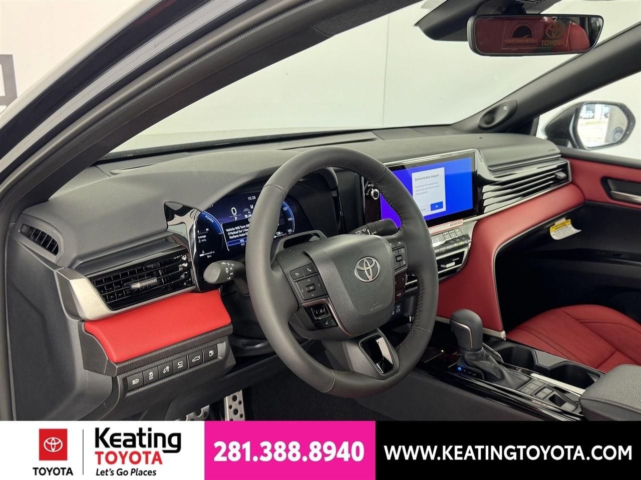 Toyota Camry Hybrid XLE 2026